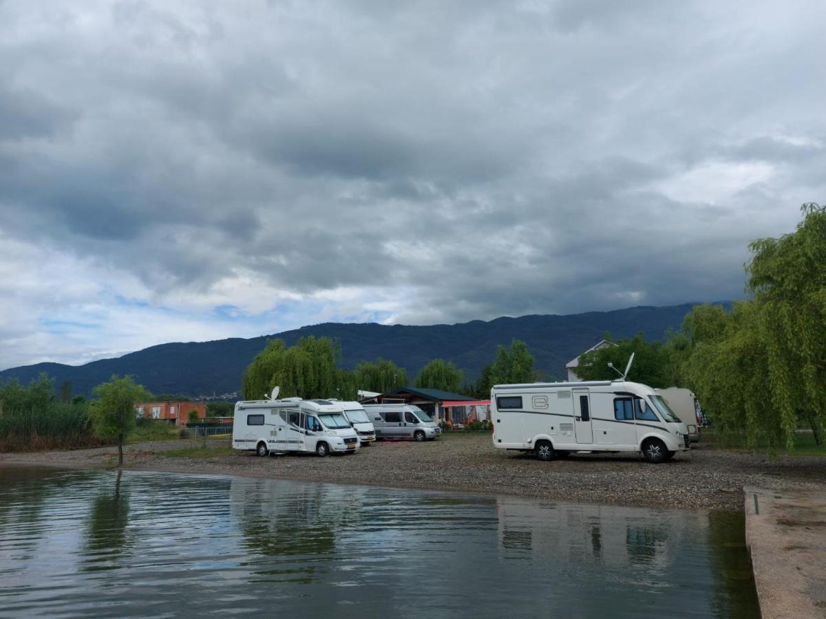 Sunrise Hotel & Camping Struga Extérieur photo