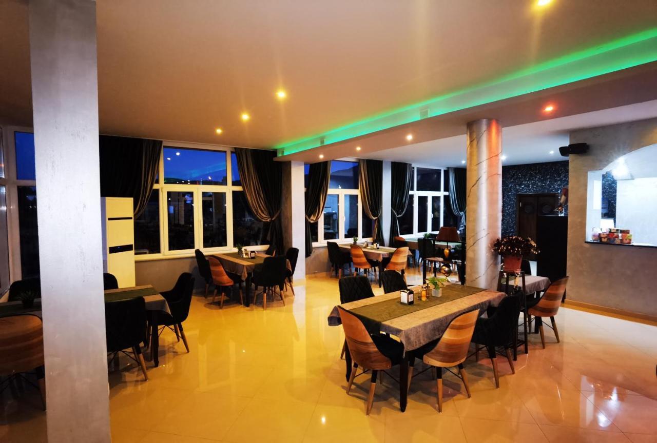 Sunrise Hotel & Camping Struga Extérieur photo